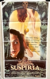 Suspiria (1977)