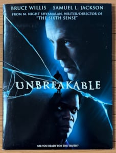 Unbreakable (2000)